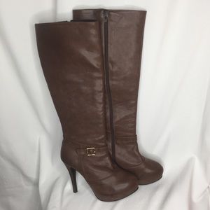 Brown faux leather platform boots size 5.5
